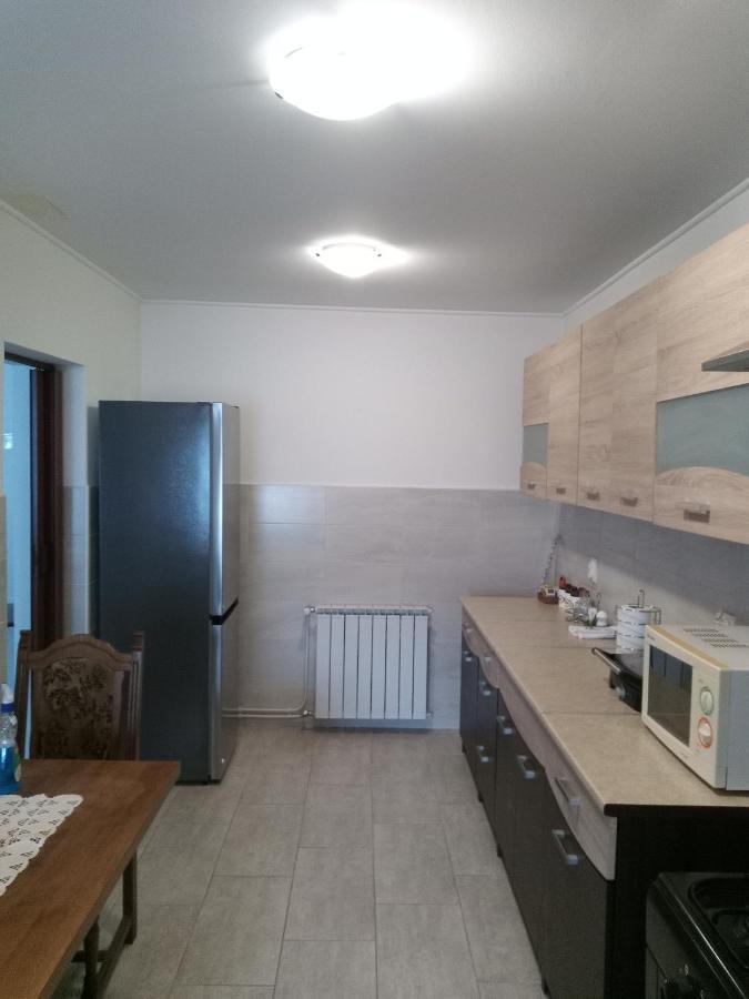 Apartman Marko Ogulin Exteriör bild