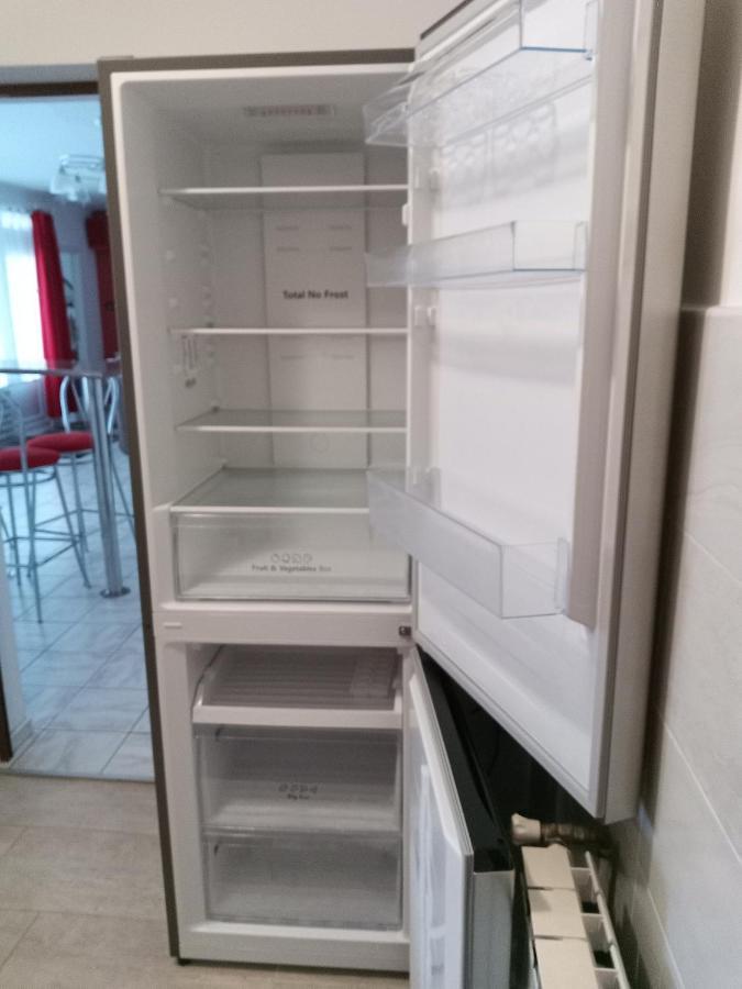 Apartman Marko Ogulin Exteriör bild