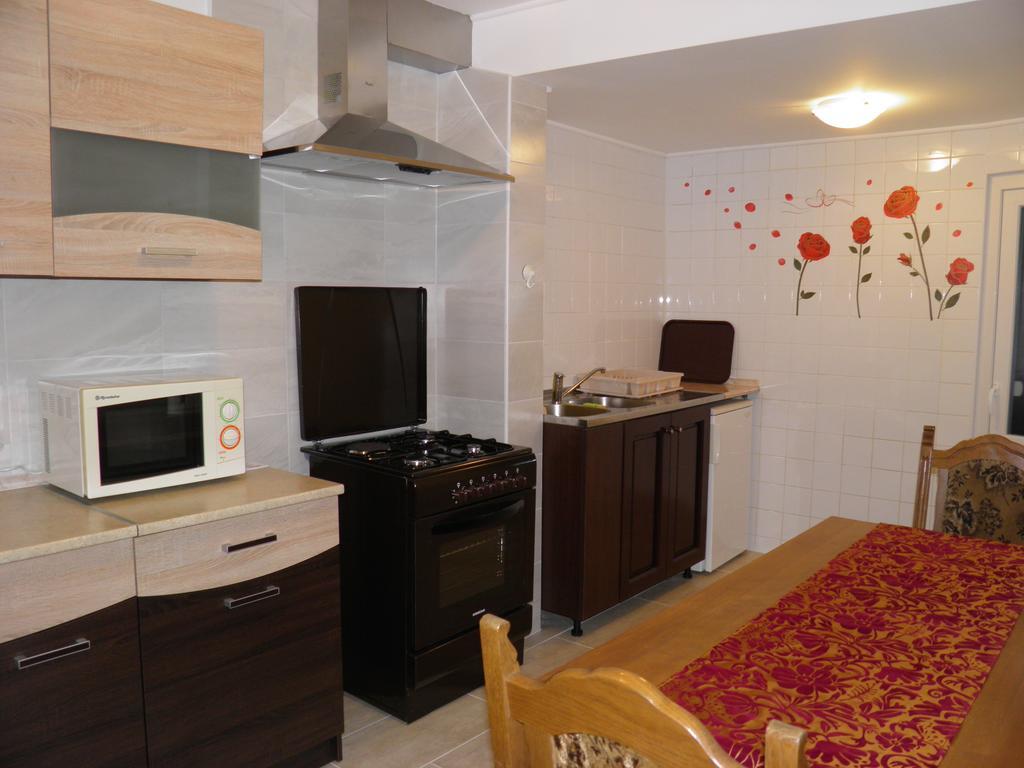 Apartman Marko Ogulin Exteriör bild